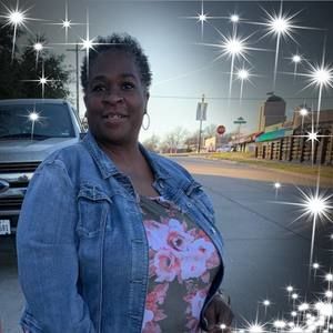 Meet your Posher, Vickie